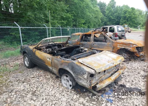 1992 Ford Mustang Lx из США, поврежденный, VIN 1FACP44E2NF143953